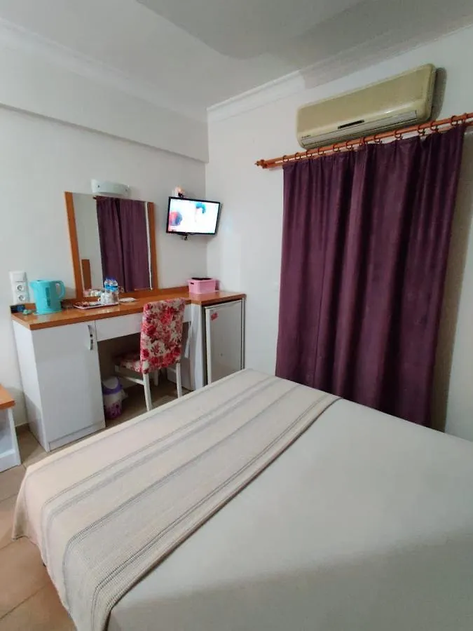 Cc'S Butik Hotel Ölüdeniz 2*,